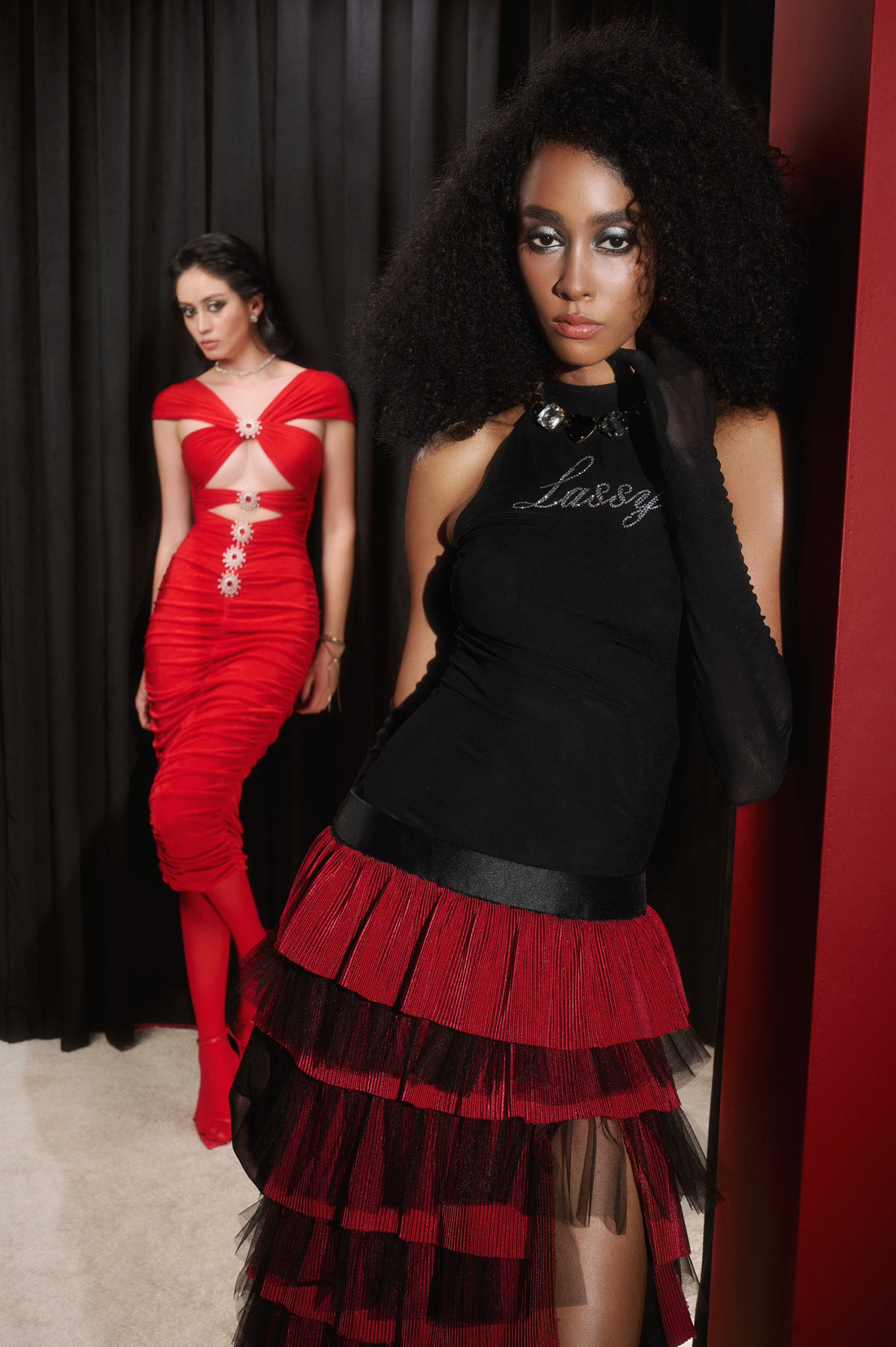 CUT-OUT RED DRESS WITH CHARM